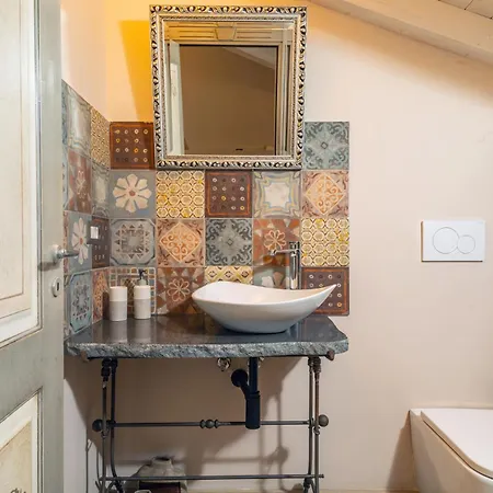 Appartement Sikelia Relais 2 *